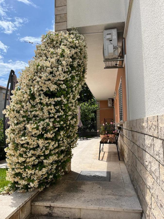Apartmán Apartman Cezar Stobreč Exteriér fotografie